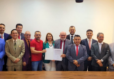 Presidente Cabo Linhares autoriza modernização do prédio da Câmara de Parintins
