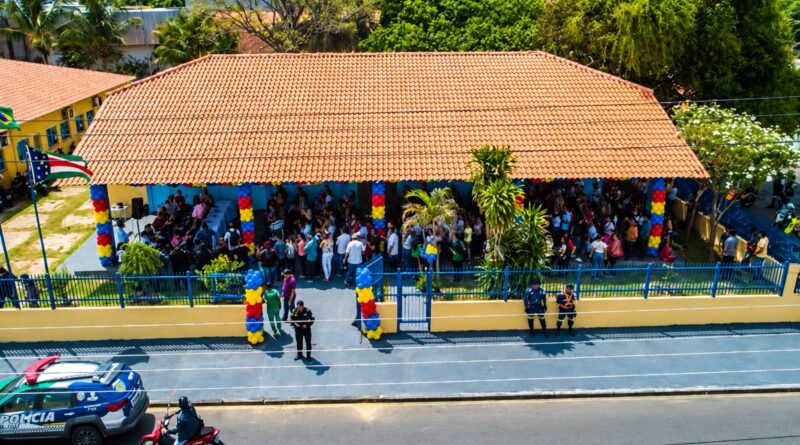 Escola Municipal de Idiomas e Informática abre 384 vagas gratuitas para cursos em Parintins
