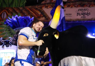 Bar do Boi celebra 38 anos com homenagem a Arlindo Jr. e noite de emoção no Sambódromo