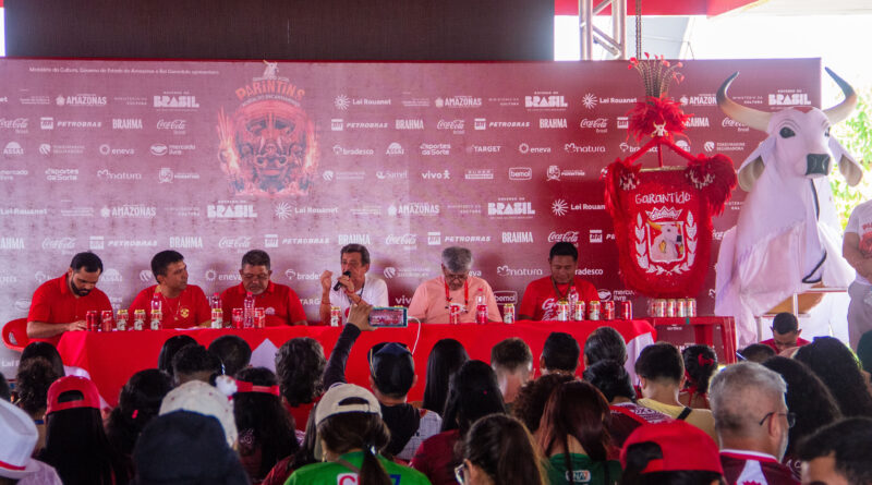 Boi Garantido apresenta roteiro de espetáculo do Festival à imprensa