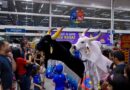 Bois Caprichoso e Garantido visitam unidades do Assaí Atacadista em Manaus
