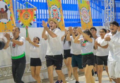 Quadrilhas intensificam preparação em ensaio geral para as 59ª Festividades Folclóricas de Parintins
