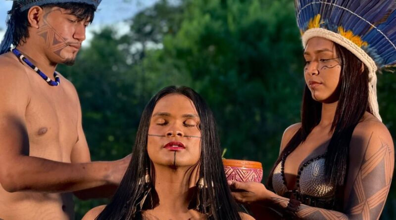 Histórico: Boi Caprichoso anuncia Lup Moara como a primeira Tuxaua Trans do Festival de Parintins