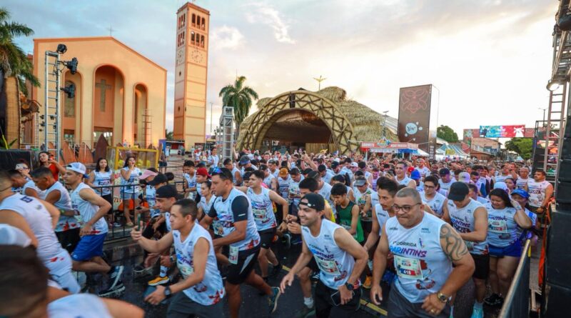 Festival 2026: Mais de 2 mil pessoas participam da Parintins Run pelas ruas da Ilha Tupinambarana