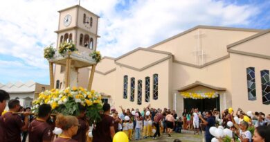 Festa da Padroeira de Parintins segue com programação religiosa e social