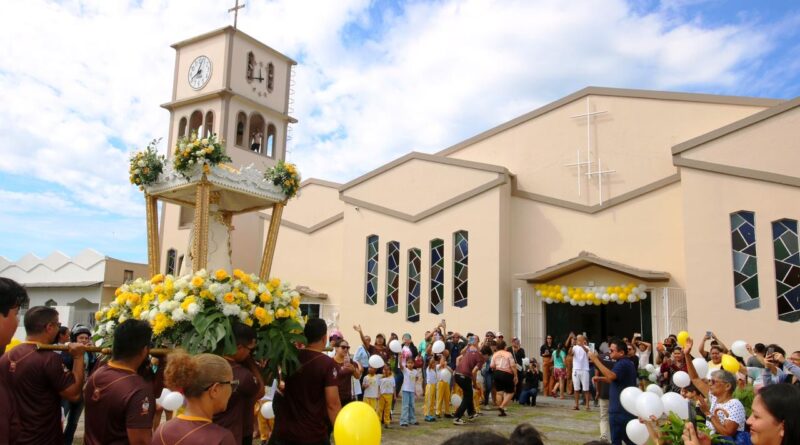 Festa da Padroeira de Parintins segue com programação religiosa e social