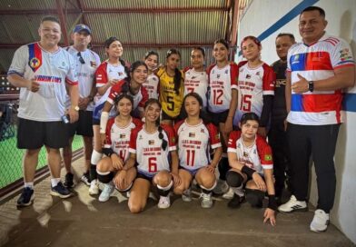 Fé e garra: equipe de voleibol feminino de Parintins se supera e avança para a segunda fase JEAs 2026