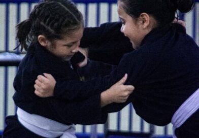 Evento gratuito na Arena Olímpica reúne mulheres de todas as idades em Aulão de Jiu-Jitsu