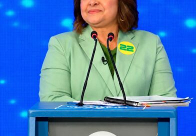 Professora Maria convoca o Amazonas para a mudança: ‘Ninguém muda votando nos mesmos’