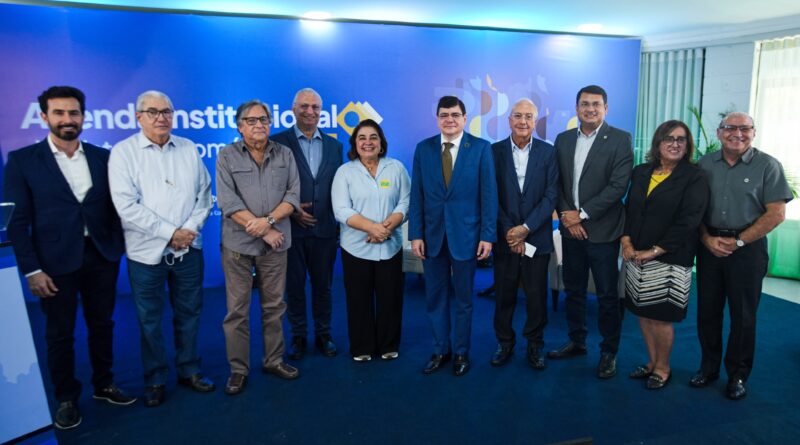 Professora Maria apresenta a empresários plano para destravar comércio e serviços no Amazonas