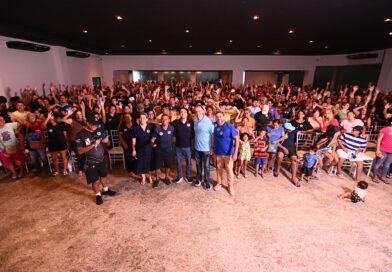 Jender Lobato reúne mais de 1,5 mil pessoas em Manaus a nove dias da eleição