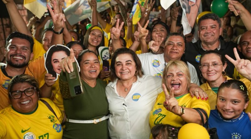 Amazonas inteiro surfa na ‘Onda 22’ pela mudança com a Professora Maria