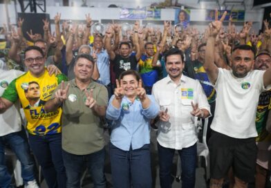 Professora Maria recebe apoio de forças policiais do Amazonas e garante pagamento de data-base e reajustes retroativos