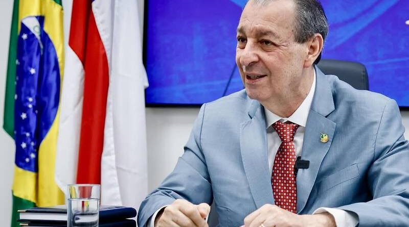 Lula e Omar Aziz lideram votação em Parintins; Maria do Carmo amplia votos e abstenção cresce