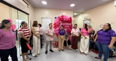 Parintins inicia Outubro Rosa com campanha de conscientização e cuidados com a saúde da mulher
