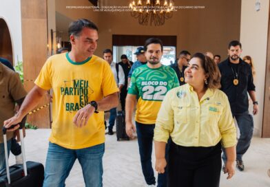 Flávio Bolsonaro e Nikolas Ferreira desembarcam em Manaus para maior ato da direita no Norte e colocam Amazonas no centro da virada nacional